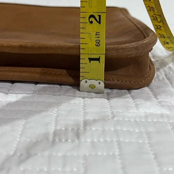 COACH :: CLUTCH - Picture 15 of 15